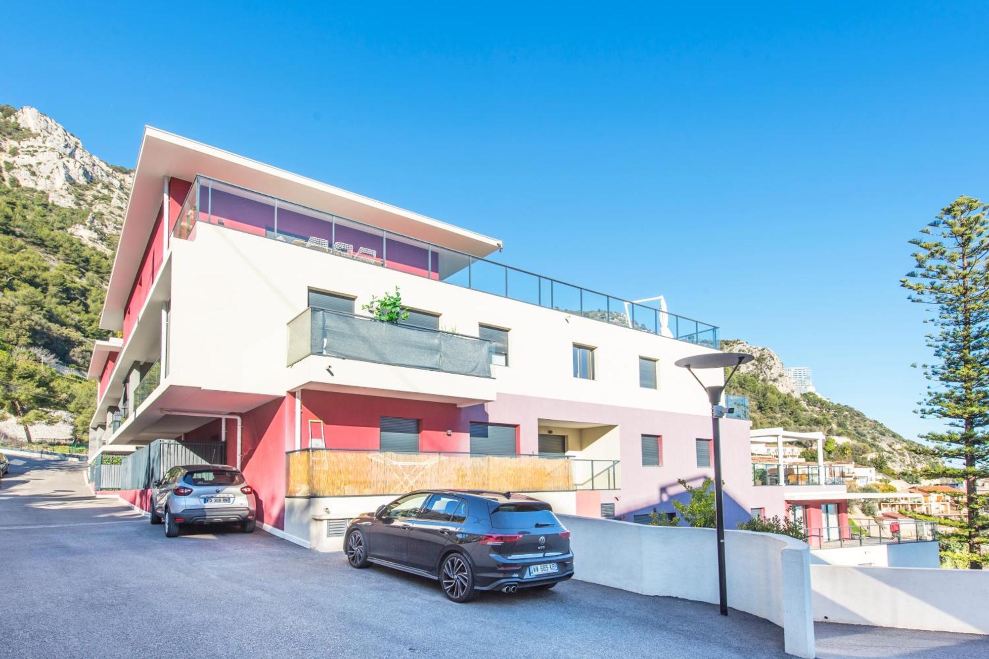 Luxury Apartment - Sea View - Private Parking - Bp Beausoleil Luaran gambar