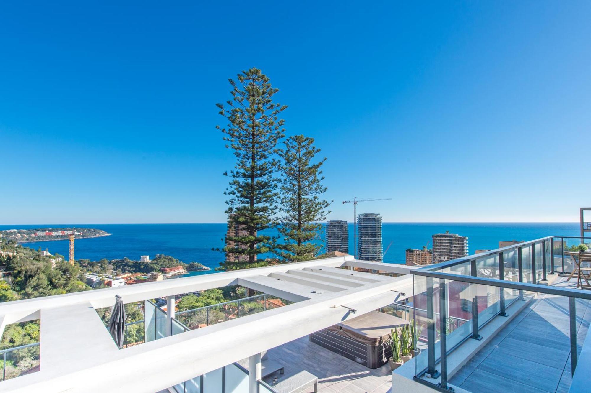 Luxury Apartment - Sea View - Private Parking - Bp Beausoleil Luaran gambar
